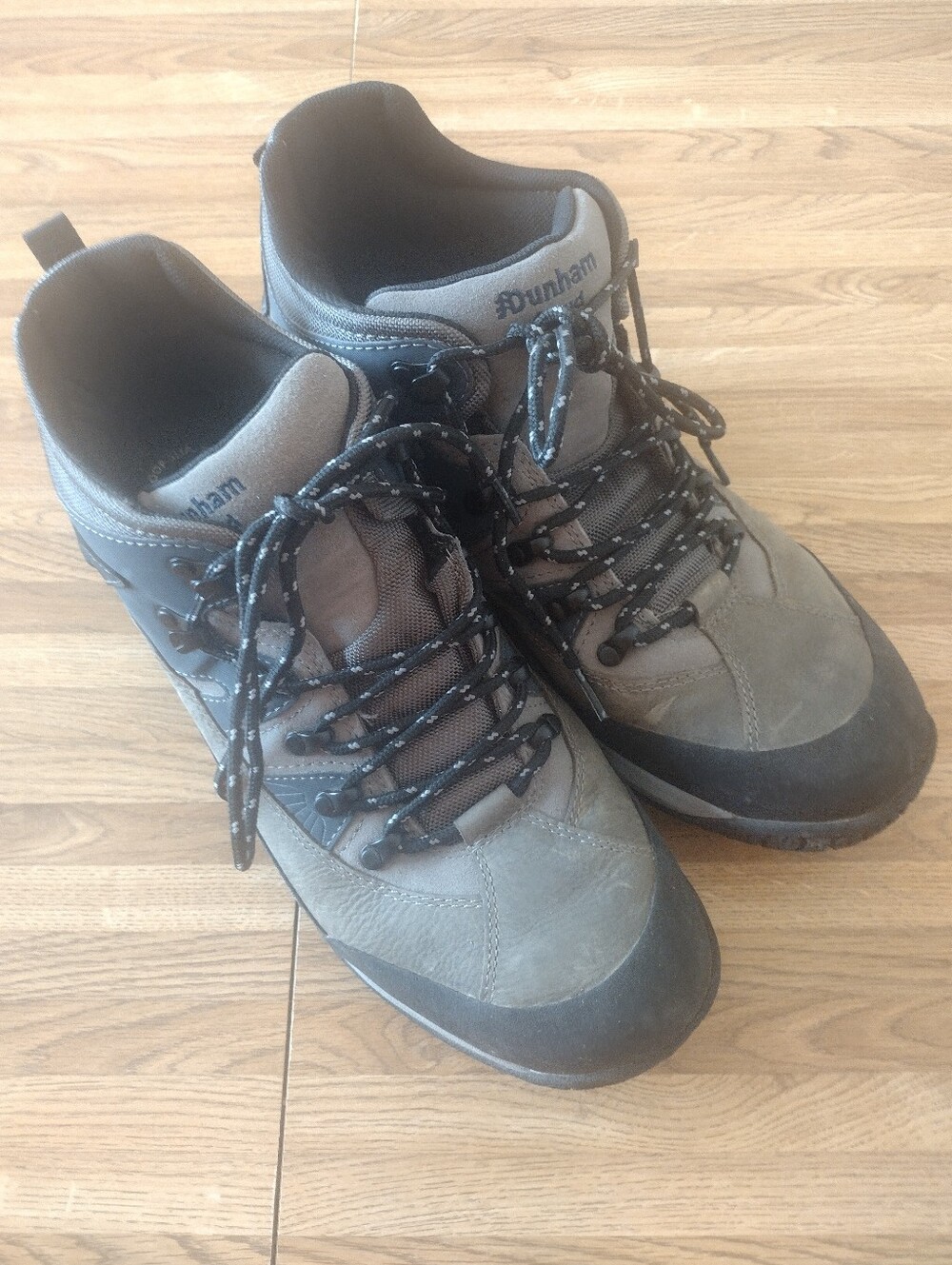 Men's Dunham Cloud Waterproof Size 14 Slip Resistant Gray Hiking Boots